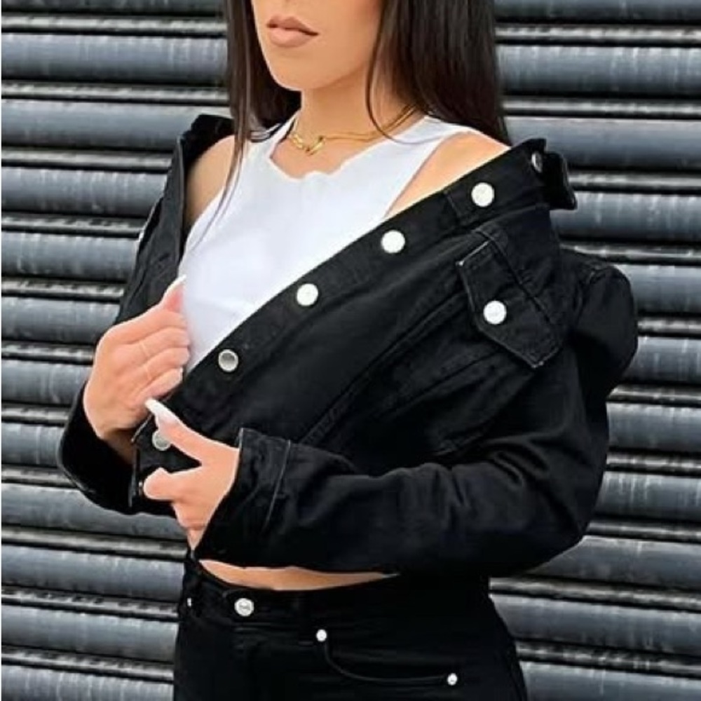 Zara Black Cropped Jean Jacket